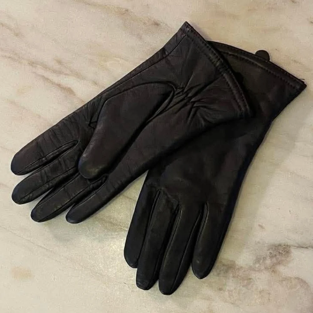 Women's Thinsulate Gloves - Medium